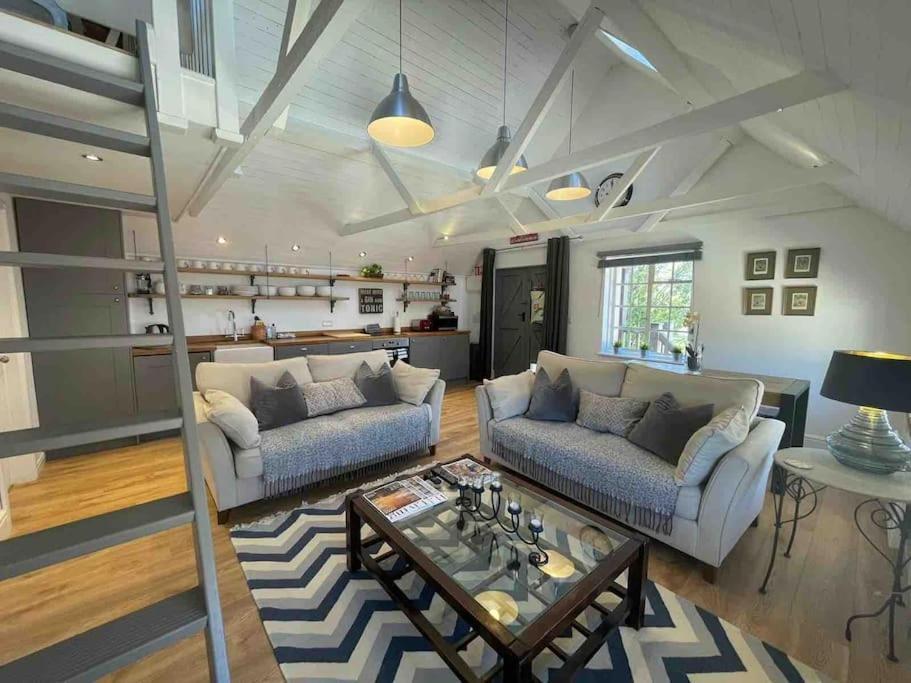 Apartamento The Coach House Alderbury Exterior foto